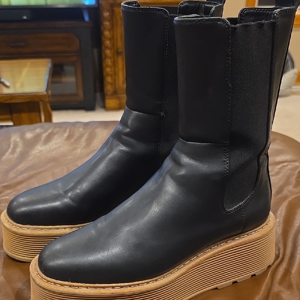 H&M Womens Black Platform Boots with Tan Soles